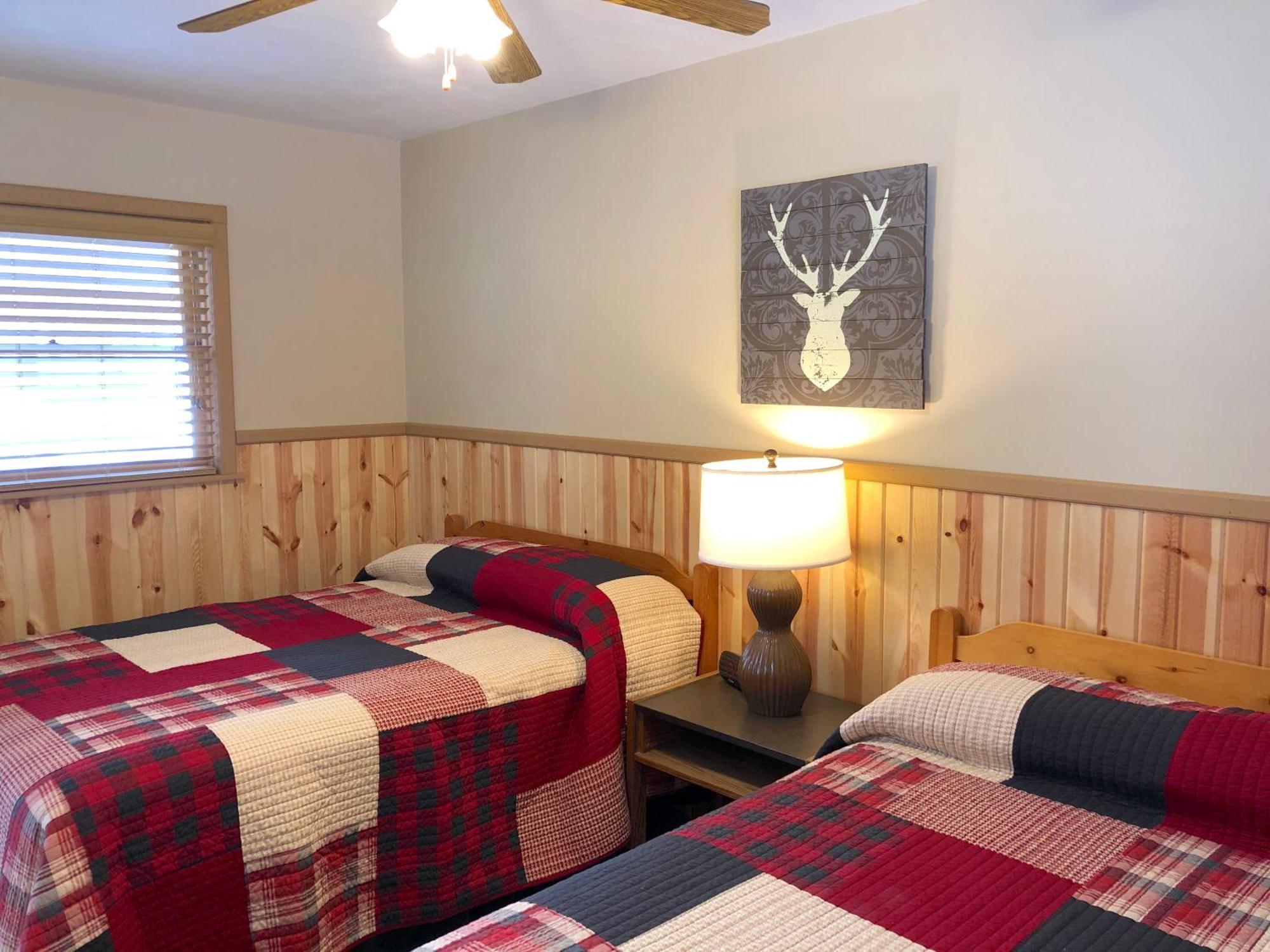 Rockerville Lodge & Cabins Кийстоун Екстериор снимка